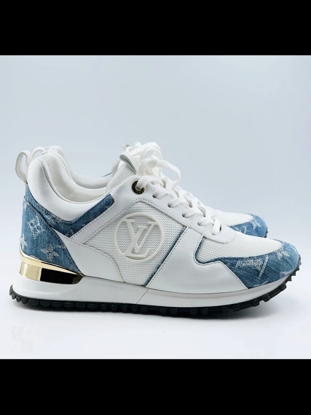 Louis Vuitton Run Away White & Denim Monogram Runner Sneakers |Size 6